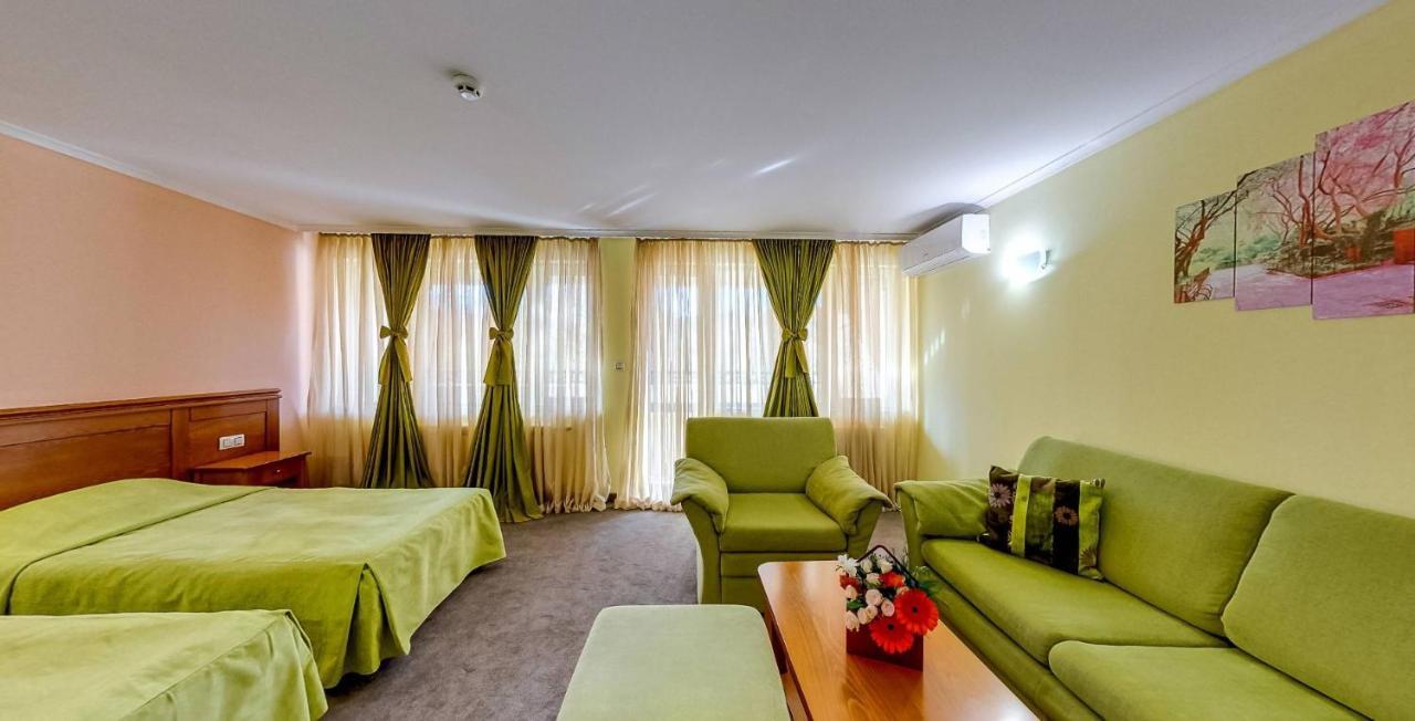 Troyan Plaza Hotel Dış mekan fotoğraf